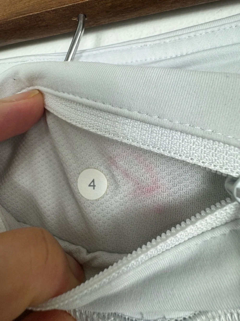 Lululemon White Tennis Skort 4 Athletic Running Golf Sports Skirt Outdoor Summer - Picture 4 of 9